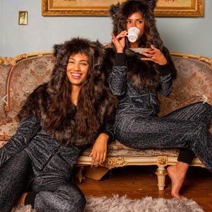 BLACK PANTHER VELVET CLASSIC FAUX FUR ANIMAL ONESIE | HALLOWEEN CAT COSTUME